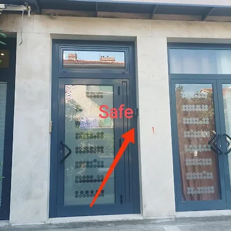 Firule Tennis@beach アパート